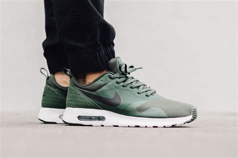 nike air max tavas grau grün|Air Max Tavas LTR .